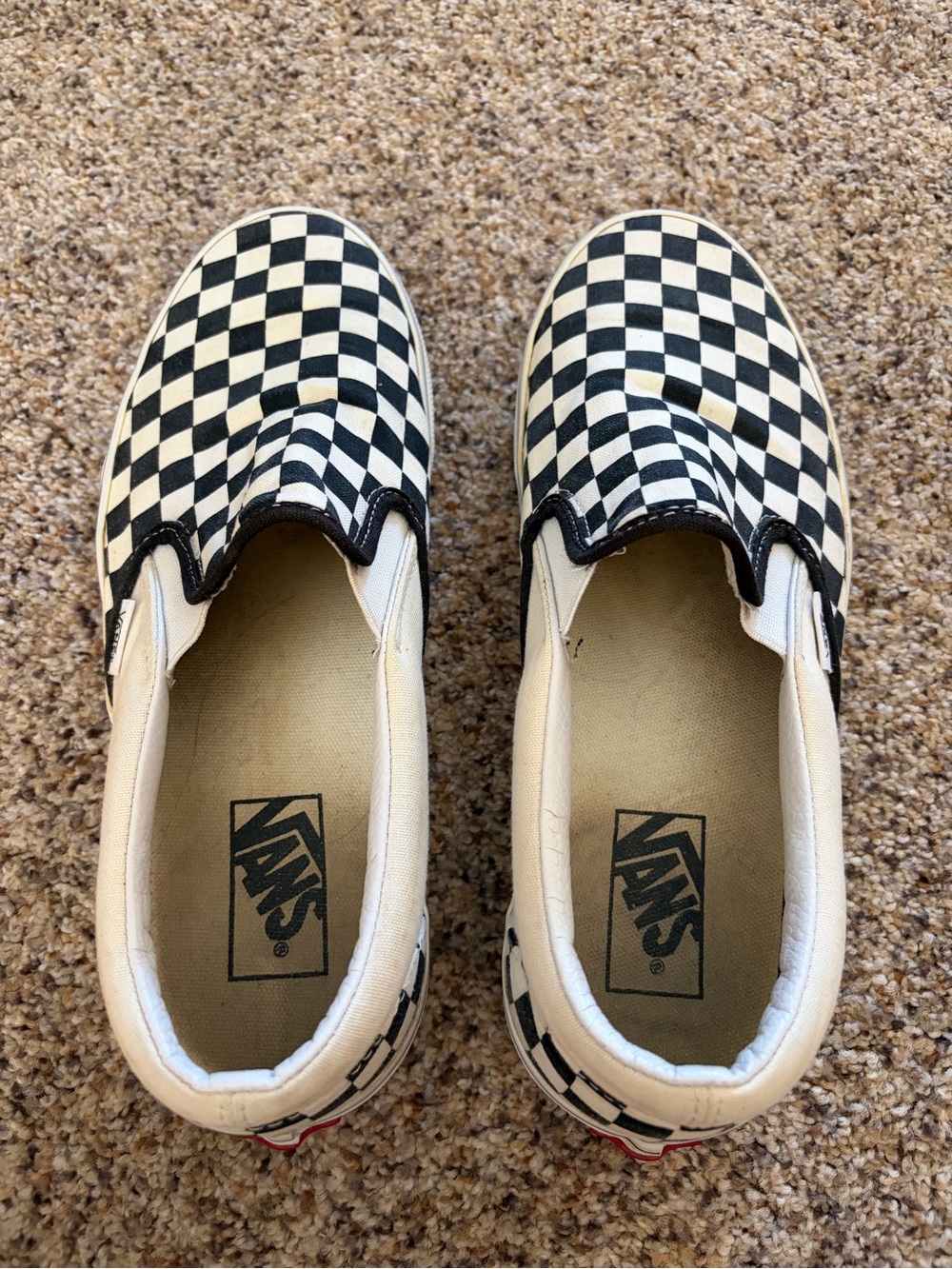 Men’s size 9 Vans Checkerboard Slip-On Sneakers - Black & White